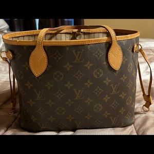 Louis Vuitton Neverfull PM monogram